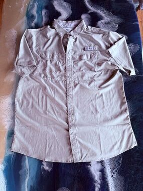 LOWEST BUY or BUNDLE! Columbia PFG Button Shirt Short Sleeve Lt Green Sz L NWOT!